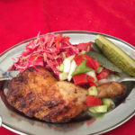 coxa de frango assada com salada, kotor, montenegro, europa
