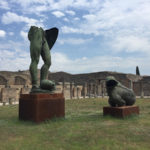 estátuas encontradas em pompéia, cidade destruída pelo vesúvio itália