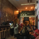 interior do bar Reza a Lenda, em Florianópolis