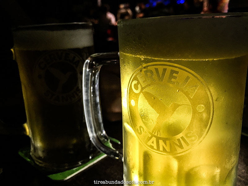 Caneco de chopp no Stannis Pub, com cerveja artesanal em Jaraguá do Sul