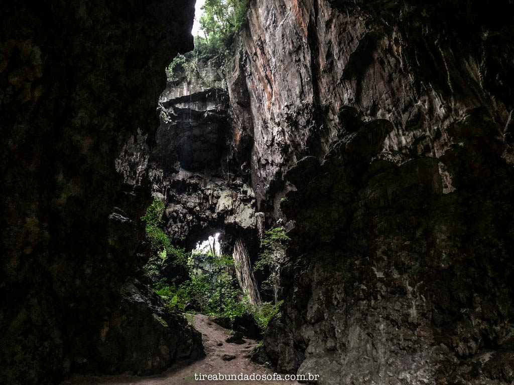 Caverna Temimina, no Núcleo Caboclos, no PETAR