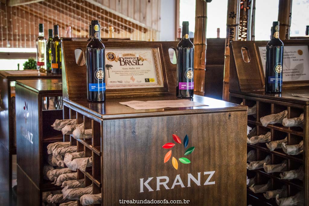 Vinhos de alta qualidade, da vinícola Kranz, em Treze Tílias, Santa Catarina