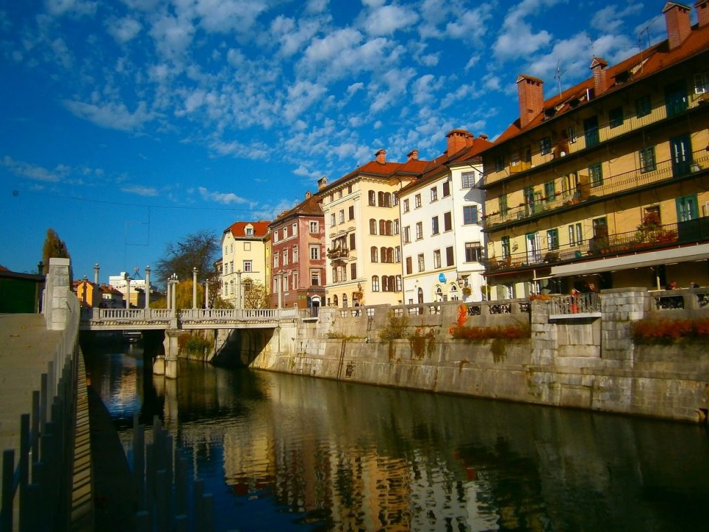 Ljubljana, capital da Eslovênia.